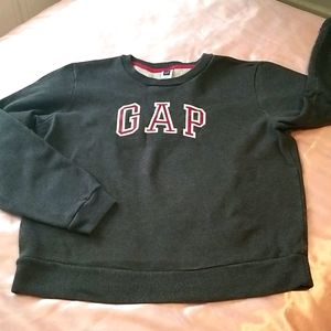 Gap sweatshirt S crop style